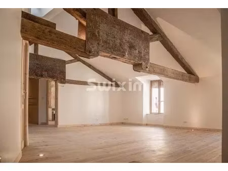 appartement rénové avec soin   terrasse