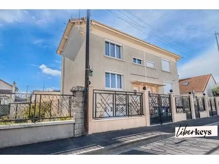 maison de 3 pièces  jardin  sous-sol total et combles aménageables – quartier des blanches