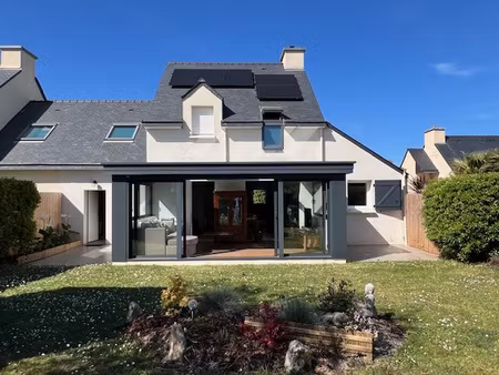maison dans secteur residentiel au calme et a proximite des