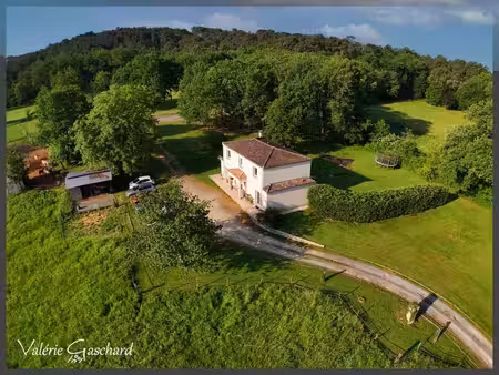 maison 160 m² sur ha de terrain à saint sauveur de puynormand (33)