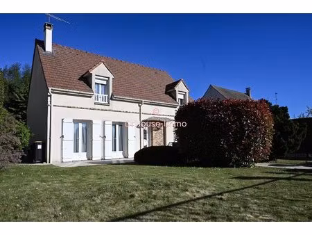 maison familiale 122 m² avec terrain de 869 m² - villaines-sous-bois