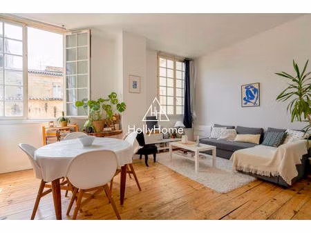 bordeaux hypercentre - appartement t3 de 54 m² avec parking abrité rue des 3 chandeliers