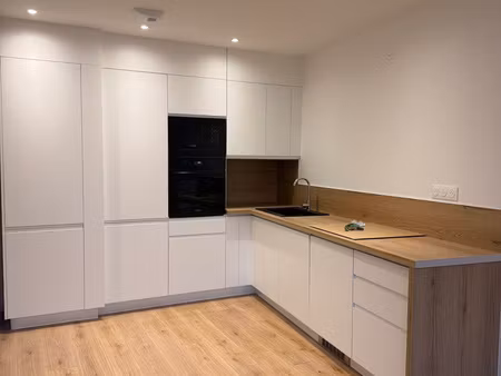 appartement neuf en centre ville d' etampes (91)