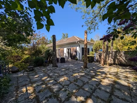 maison 225 m² - plain-pied – 3 000 m² de terrain – la forêt comme voisine