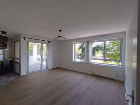 location appartement t1 à rennes bourg l'evêque (35000) : à louer t1 / 33m² rennes bourg l