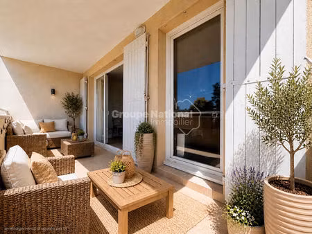appartement t3 avec grande terrasse et place de parking