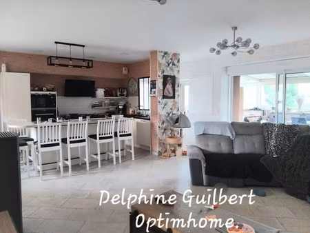 magnifique maison comtemporaine de 200 m² au calme avec 6 chambres et grand terrain - proc