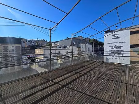 location bureau poitiers 108 m²
