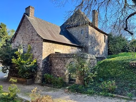 maison de 8 pièces de luxe en vente à montfort-sur-meu  bretagne