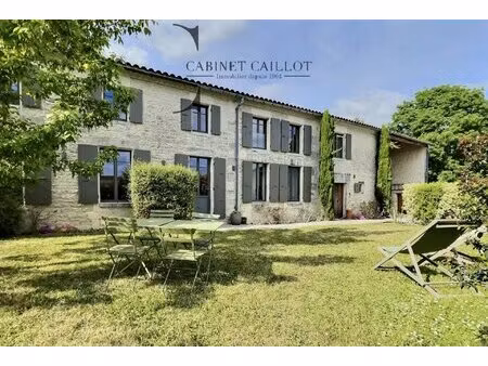 achat maison 8 pièces 282m² essouvert 17400