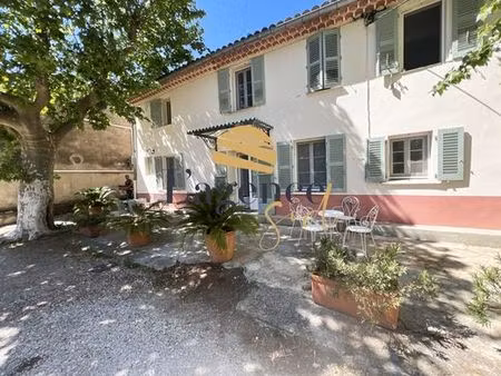 maison de 5 pièces de luxe en vente à pierrefeu-du-var  france