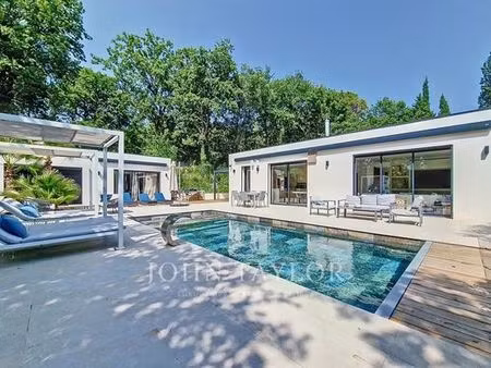 villa de luxe de 6 pièces en vente opio  france