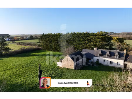 maison de 197 m² à ploneour lanvern - 380 000 €