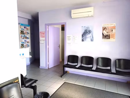 local commercial (cabinet medical  bureau  commerce) 56 m2 disponible lyon 8ème