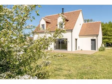 lieux uniques ® x propriétés privées propose maison contemporaine 113 m² - mont-près-chamb