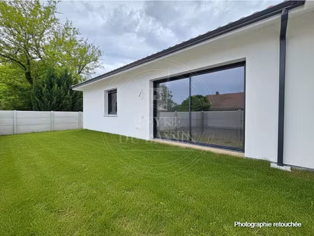 vente maison 4 pièces 100 m² à salles (33770)  271 000 €