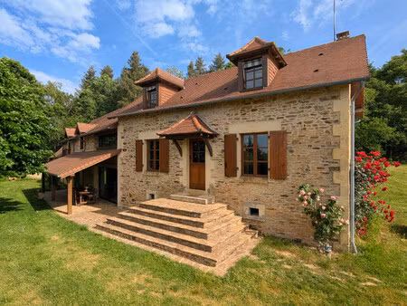maison à vendre à jumilhac-le-grand (24630) - dordogne