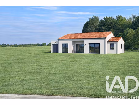 vente terrain à montech (82700) : à vendre / 849m² montech