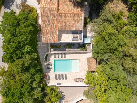 vente maison 8 pièces 210 m² mimet (13105)