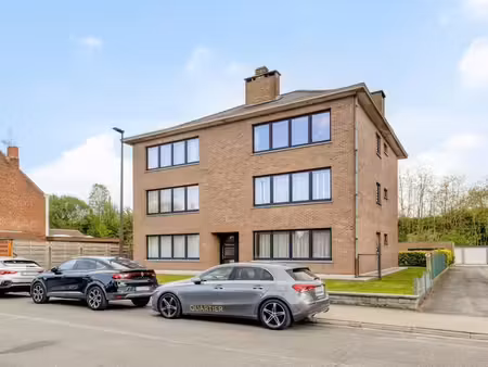 appartement au 1ier étage (2 chambres) avec terrasse