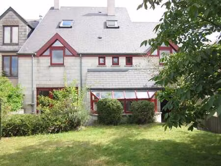 maison 3 façades avec jardin