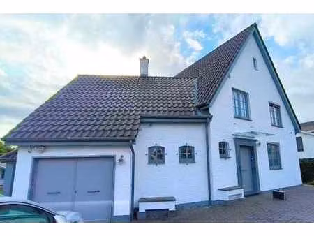 villa 3 ch. à dilbeek avec beau volume + terrain à bâtir