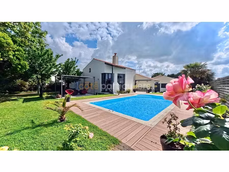vente maison 5 pièces 160 m² à chateau-d'olonne (85180)  640 000 €