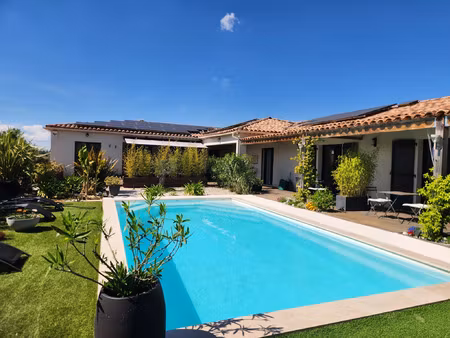 vente maison 7 pièces 165 m² valensole (04210)