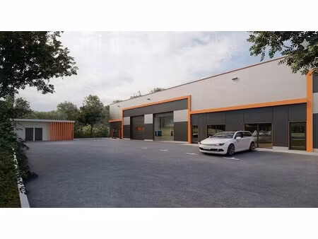 location local commercial