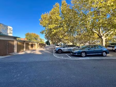 parking à vendre