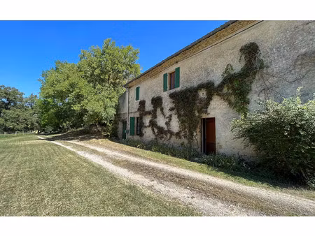 location maison  m² t-4 à gaja-la-selve  750 €