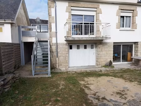 location meublée appartement 4 pièces 80 m² à saint-pierre-quiberon (56510)  780 €