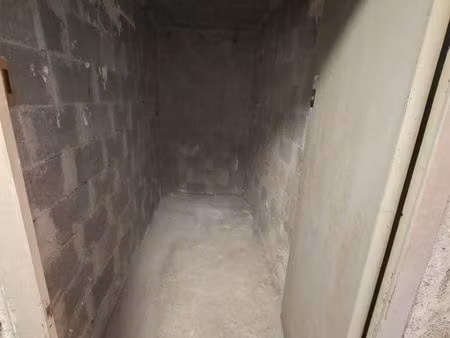 cave sécurisé 3 8m2 - sans escalier- cannes centre