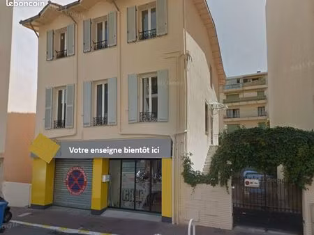 ➡️ rare à cannes : local 210 m² avec vitrines + parking + accès véhicule (idéal profession