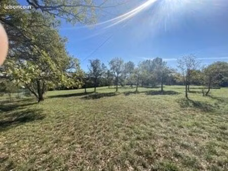 terrain 445 m² plan d orgon