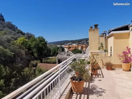 duplex 5 pièces 110 m²