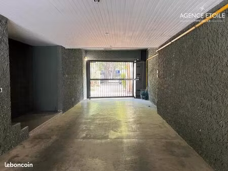 parking/box 14 m² marseille