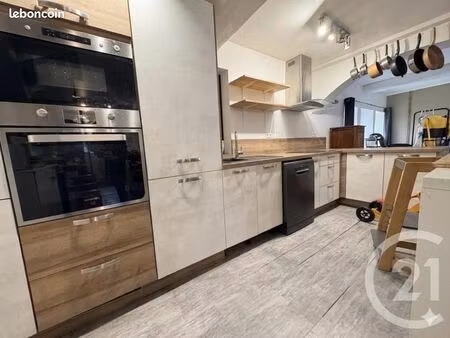 maison de ville 4 pièces 111 m²