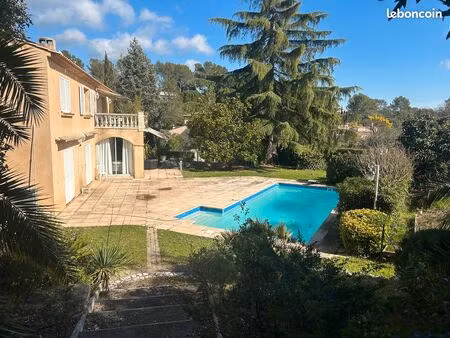 roquefort-les-pins - villa 258m² terrain 2000m² piscine - idéal investisseurs