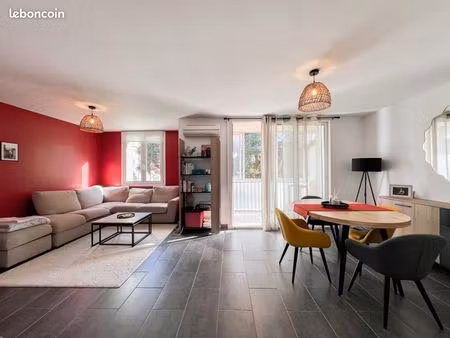 appartement 4 pièces 77 m²