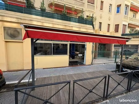 local commercial 90 m² nice