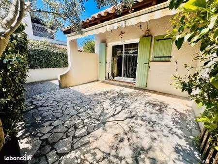 appartement dans résidence avec piscine