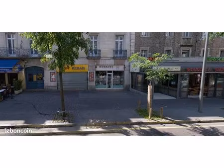 local commercial dijon centre gare fort passage piéton face tram - 150m2 + cave 20m2