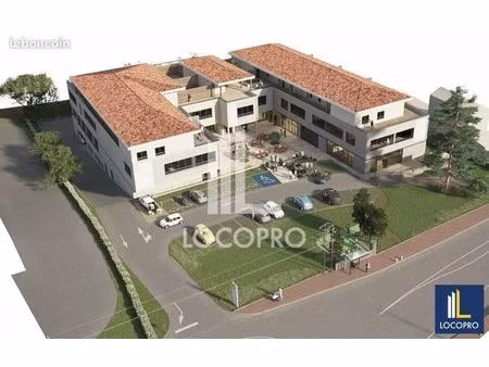 local commercial 75 m²