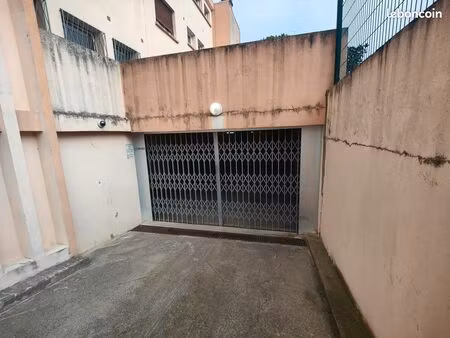 garage local entrepot cannes la bocca