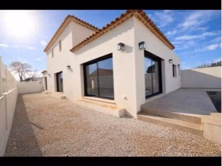 maison 140 m² entièrement neuve