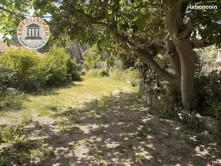 propriété 4 pièces 100 m²