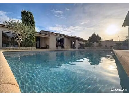 vends villa traditionnelle