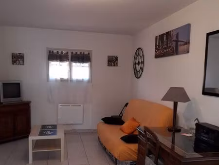 location entiérement meublé