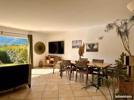 villa t4 – 118 m² – jardin 50 m² – vue cap canaille – cassis